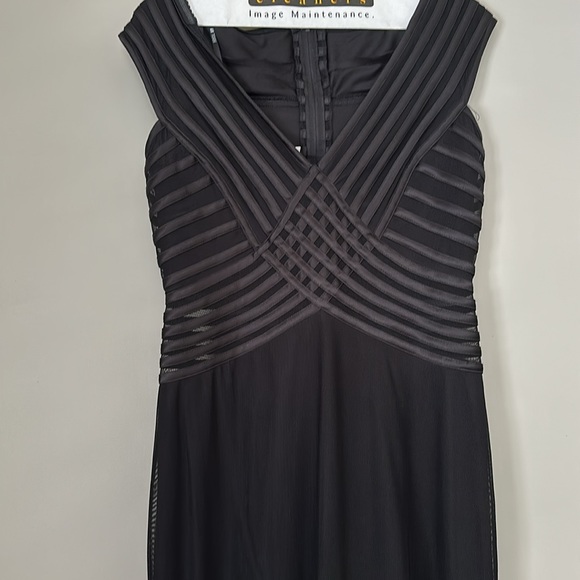 Black evening dress - Picture 2 of 2